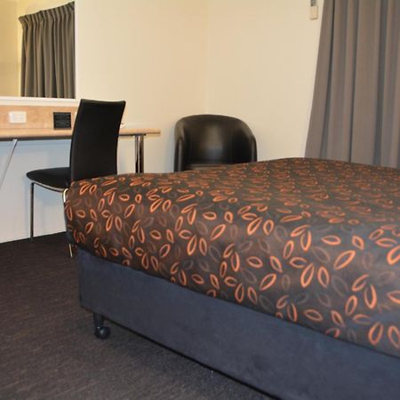 Rocky Gardens Motor Inn Rockhampton Oda fotoğraf