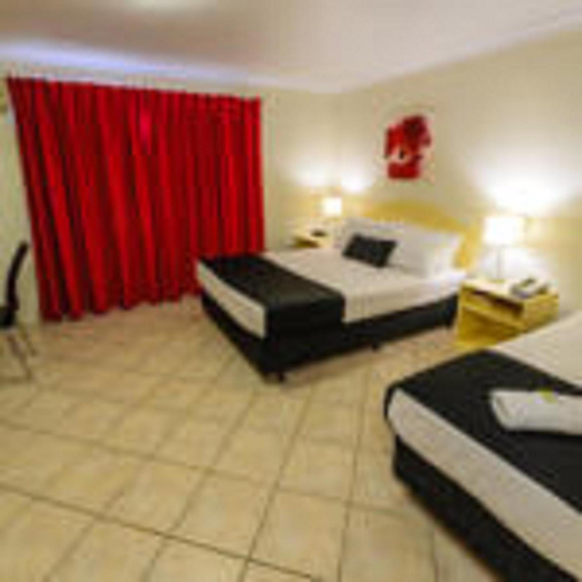 Rocky Gardens Motor Inn Rockhampton Oda fotoğraf